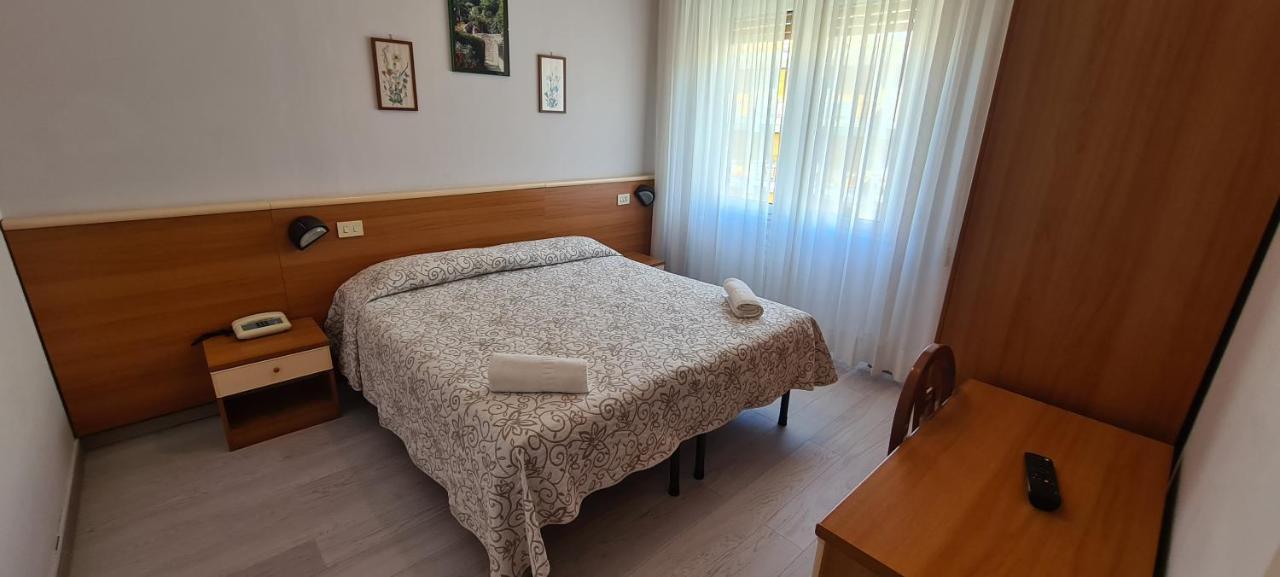 Hotel Colibri فينالي ليغوري المظهر الخارجي الصورة