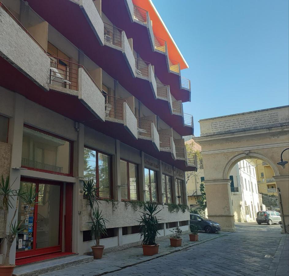 Hotel Colibri فينالي ليغوري المظهر الخارجي الصورة