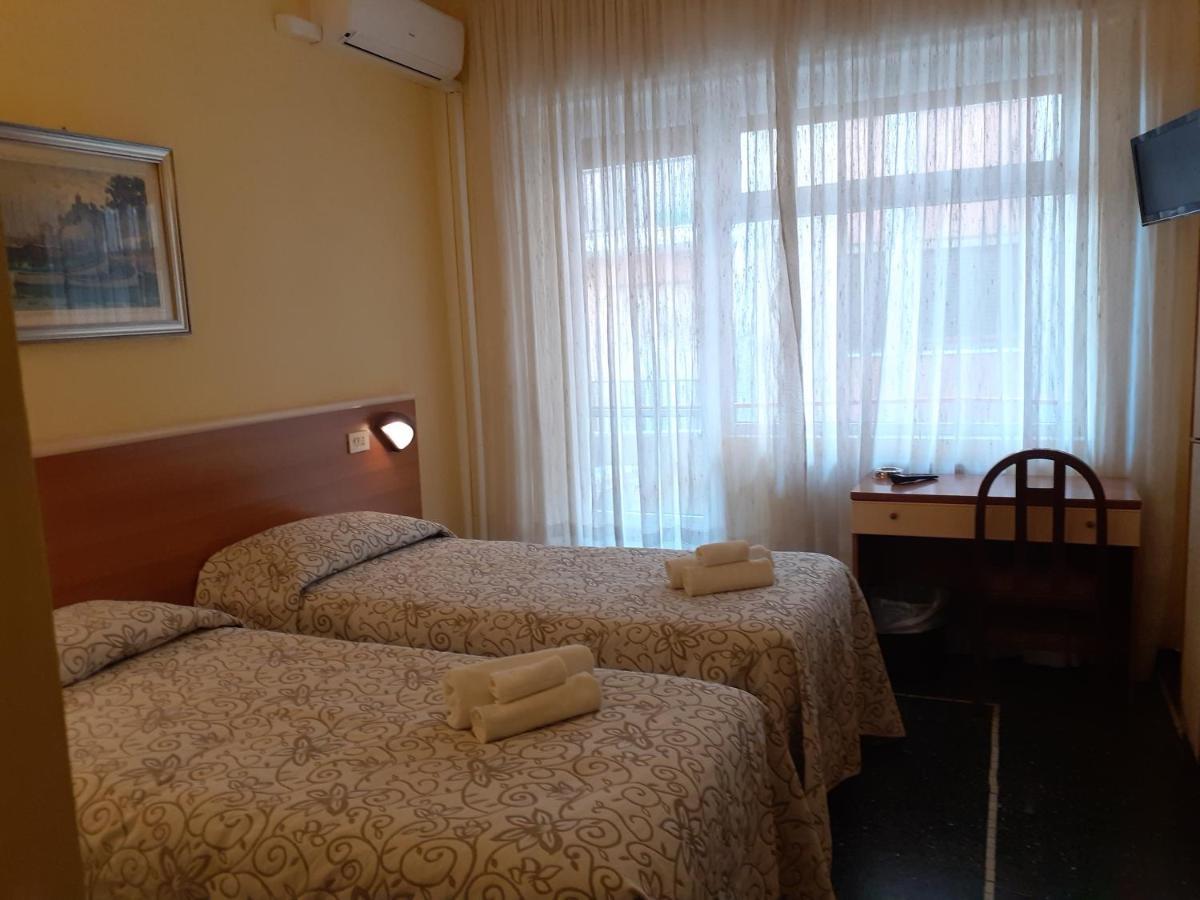Hotel Colibri فينالي ليغوري المظهر الخارجي الصورة