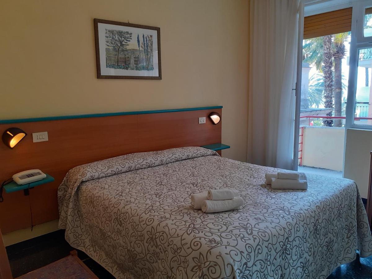 Hotel Colibri فينالي ليغوري المظهر الخارجي الصورة