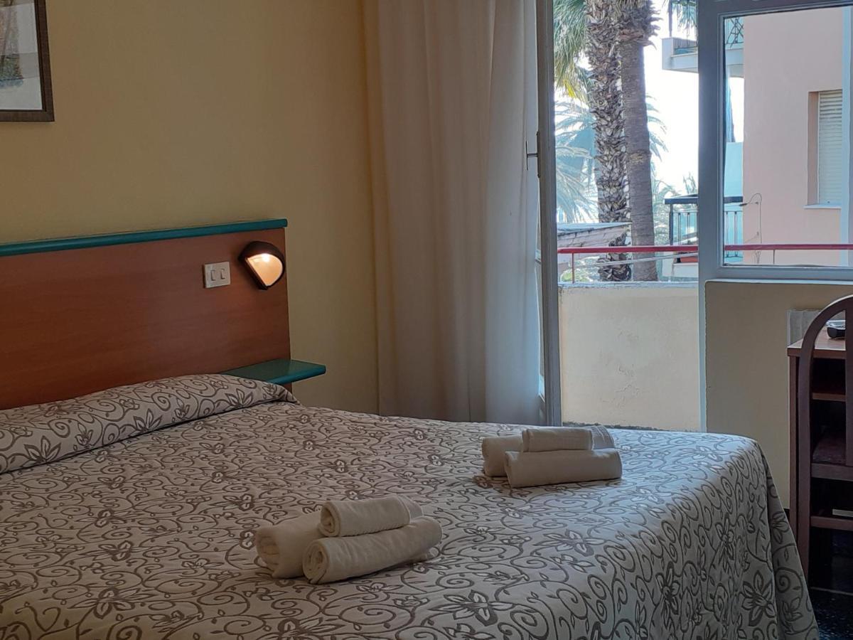 Hotel Colibri فينالي ليغوري المظهر الخارجي الصورة